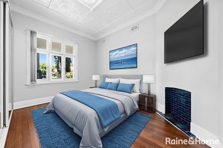 CHARMING 4 BEDROOM HOME - Photo 3