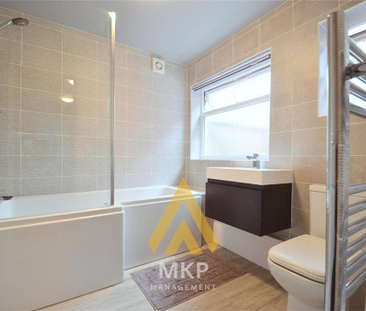 6 bedroom terraced house to rent - Photo 3