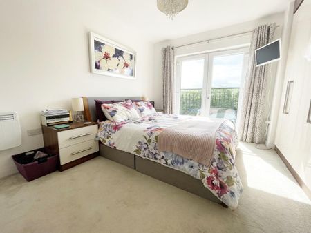 2 bedroom apartment to rent - Photo 5