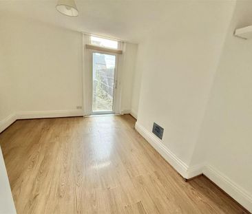 2 bedroom maisonette to rent - Photo 3