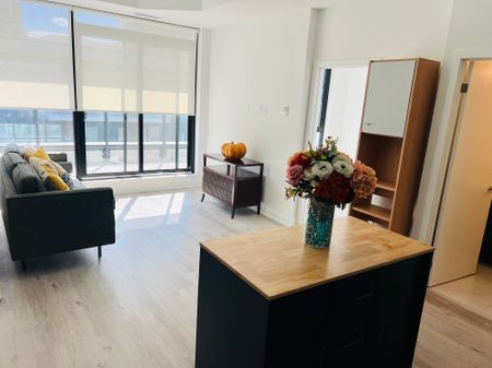 For Lease - 1604 Charles Street Unit# PH-511 B, Whitby, Ontario - Photo 4