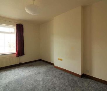 Queen Street, Skelmanthorpe, Huddersfield, HD8 - Photo 3