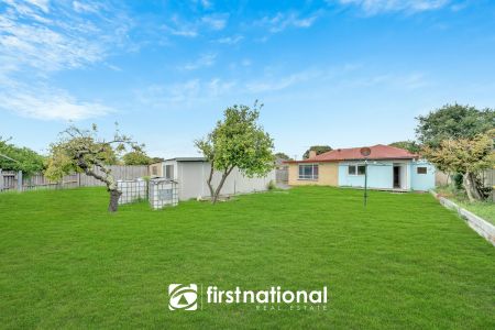 13 Parkmore Road, Keysborough - Photo 5