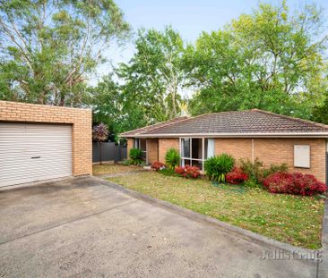 2/204 Larter Street, Golden Point - Photo 3
