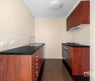 TWO BEDROOM AT CITY POINT - UNFURNISHED - Photo 4