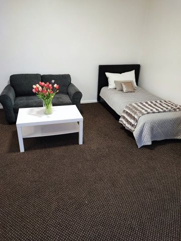 Studio Flat, Headstone Lane, HA2 - Photo 2