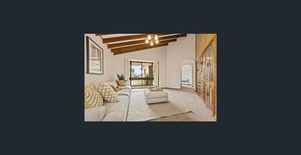 Timeless Elegance Meets Family Comfort - Photo 1