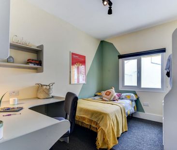 9 bedroom house to rent - Photo 2