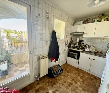 T1 - HYERES - terrasse - résidence sécurisée, calme a proximité cen... - Photo 2