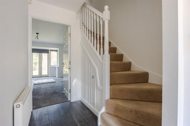 3 bedroom terraced house to rent - Photo 1