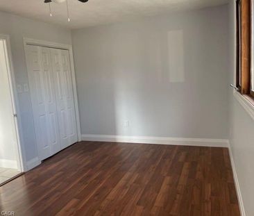 For Lease - 367 Wilson Street Unit# 3, Hamilton, Ontario - Photo 4