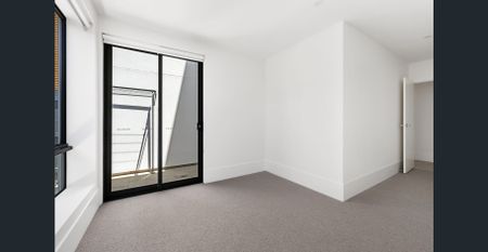 Brand New | Light-Filled Townhouse in the Heart of Port Melbourne - Photo 2