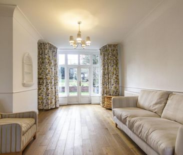 4 bedroom detached house to rent - Photo 2