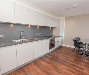 2 bedroom flat to rent - Photo 6