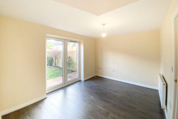 2 bedroom terraced house to rent - Photo 1