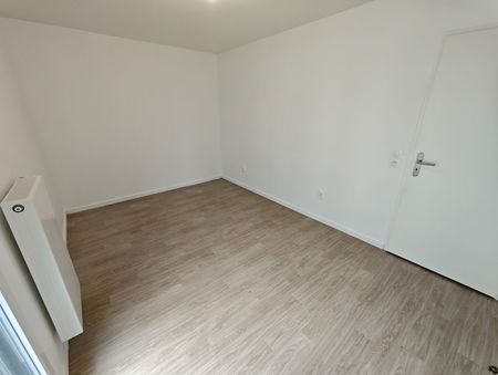 T4 non meublé 83,55m2 , rue du Faubourg d’Arras réf 1552-B23 - Photo 4