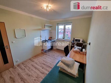 Pronájem bytu 1+kk 12 m2 - Photo 5