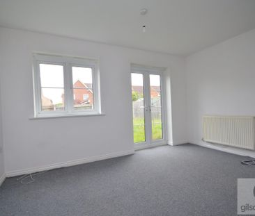 Mountbatten Drive, Sprowston, Norwich - Photo 2