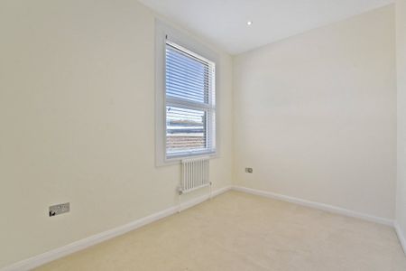 1 Bed Flat, Portnall Road, W9 - Photo 4