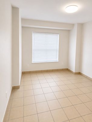 For Lease - 1136 Dufferin Street Unit# Main, Toronto, Ontario - Photo 1