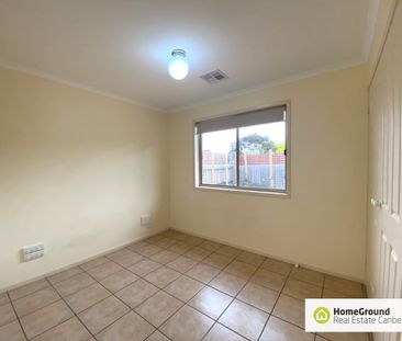 42 Warrumbul Street, Ngunnawal ACT 2913 - House For Rent | Domain - Photo 3