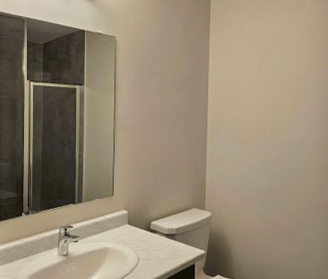 For Lease - 4 Guardhouse Crescent, Markham, Ontario - Photo 3