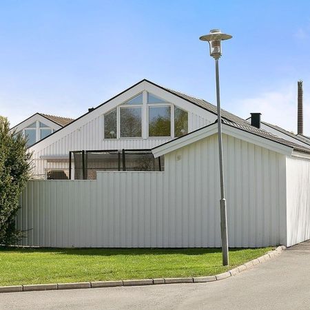 Hallstenshagen, Västra Frölunda - Photo 2