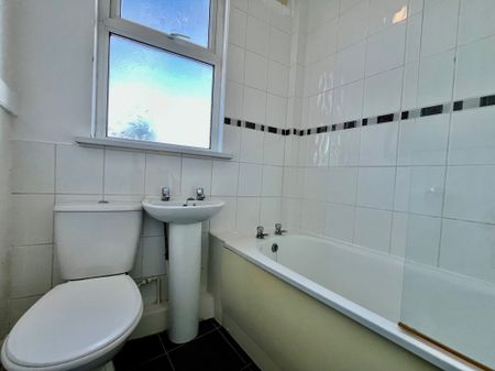 Bentley Lane, Leeds - Photo 5