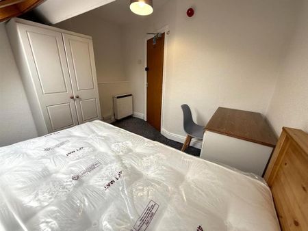 7 bedroom terraced house to rent - Photo 5