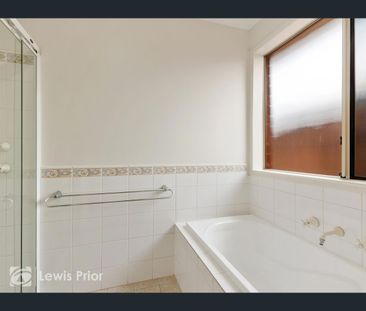 8 Chamberlain Drive, Christie Downs, SA 5164 - Photo 6