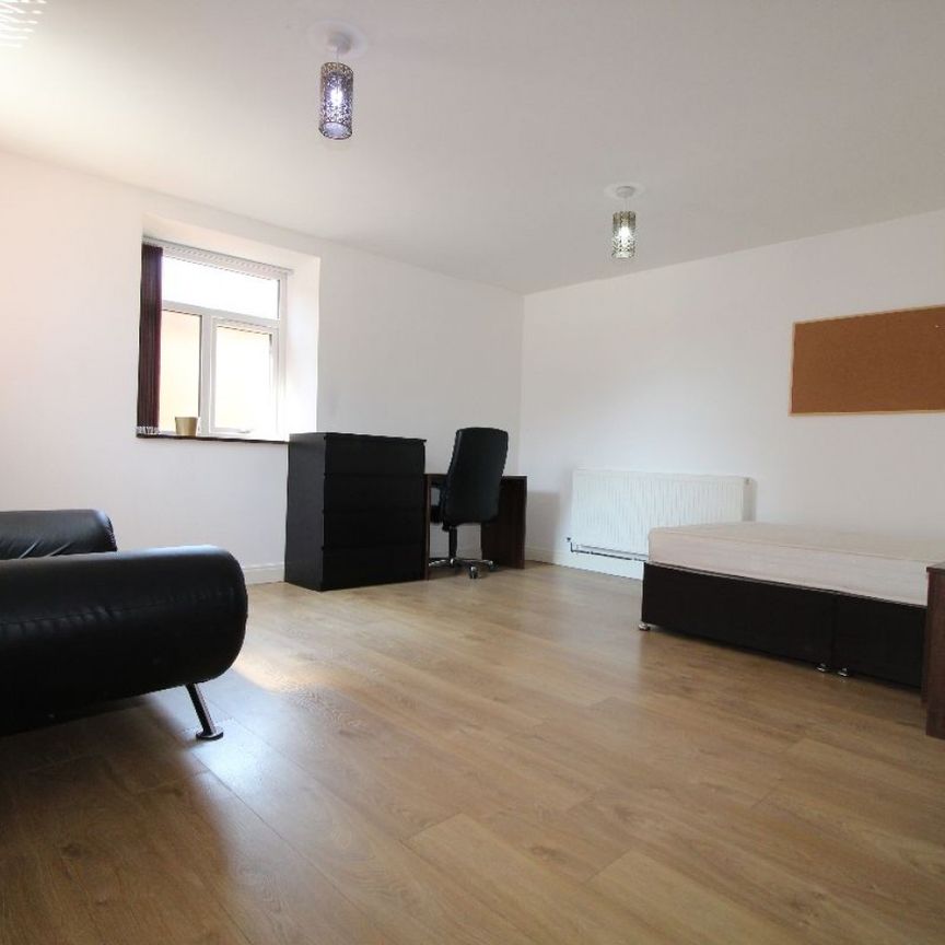 Flat , - Moor Lane, Preston - Photo 1