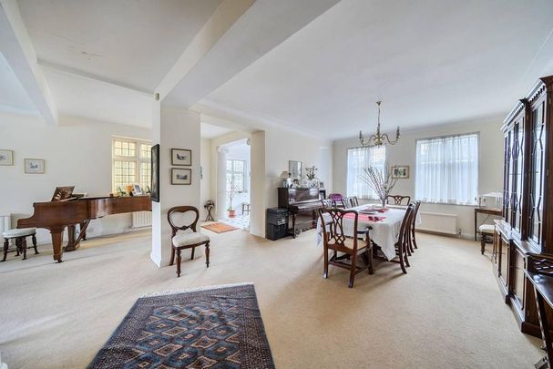 4 bedroom detached house to rent - Photo 1
