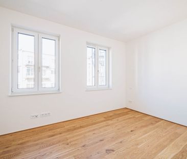 Erstbezug in Neubau: 3-Zimmer-Wohnung mit moderner Einbauküche - Photo 2