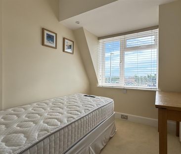 3 Bedroom Maisonette - Photo 6