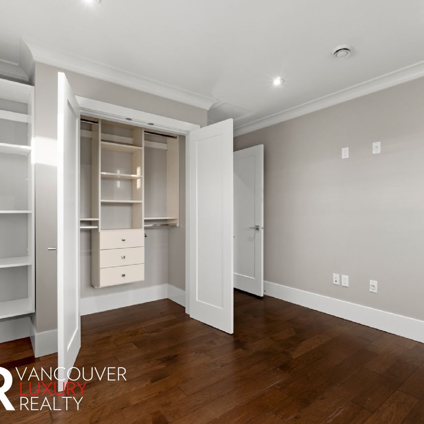 6886 Kitchener Street - Photo 1