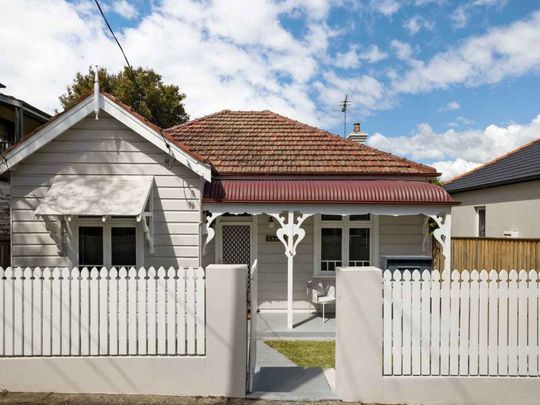 Freestanding Federation Home - Photo 1