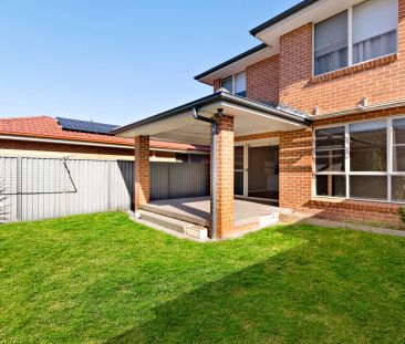 36 Taradale Drive, Ropes Crossing. - Photo 4