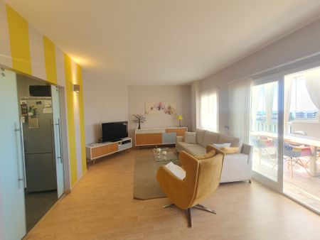 911462 - Apartment for rent El Higuerón, Benalmádena, Málaga, Spain - Photo 3