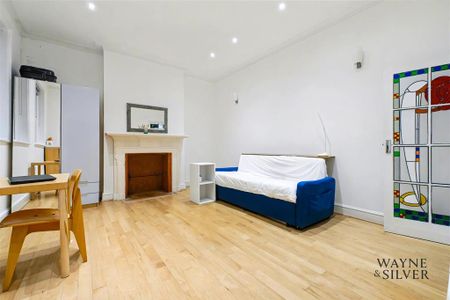 Studio to rent - Photo 3