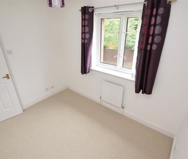 Pirie Avenue, Worcester - Photo 4