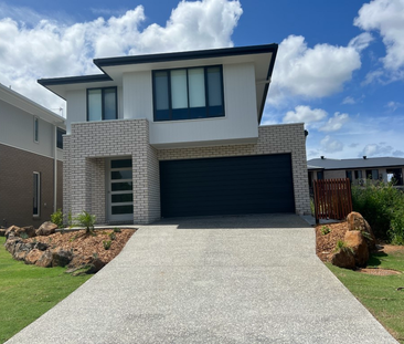 Modern 4 bed home in Cumbalum - Photo 6