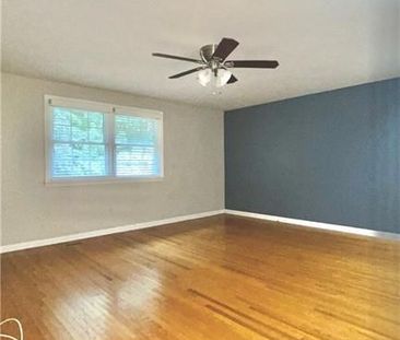 For Lease - 867 Viscount Road Unit# MAIN LEVEL & SECOND FLOOR, Lond... - Photo 6