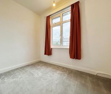 4 bedroom semi-detached house to rent - Photo 5