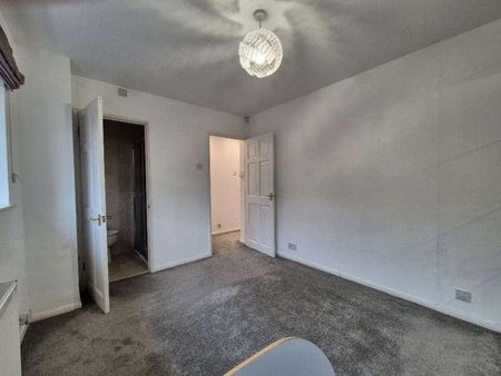 Loughton Grove, Halesowen, West Midlands, B63 - Photo 5