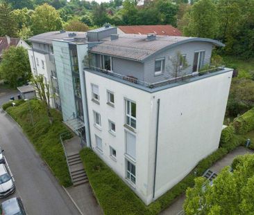 Komfort trifft Lage - Stilvolle 4-Zi-Wohnung mit Aufzug und Balkon ... - Foto 1