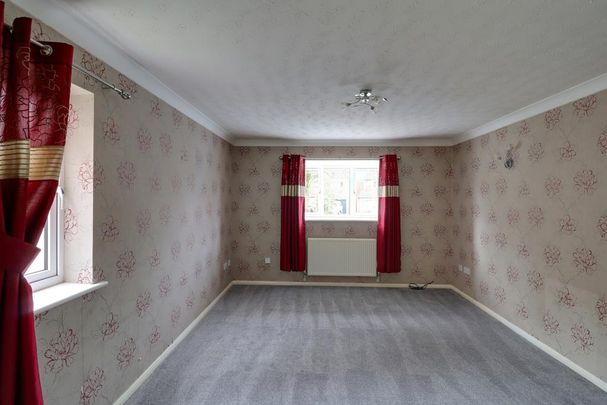 4 bedroom detached house to rent - Photo 1