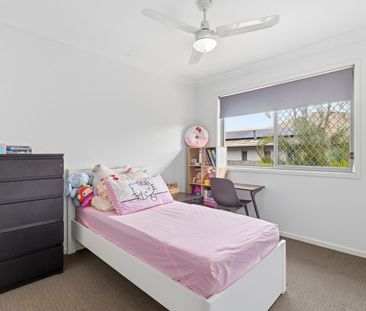 Modern, Sunlit Townhouse with Solar & Resort-Style Living in Algester - Photo 6