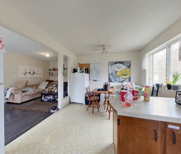 RM2-113 Calderwood Dr, Kingston, ON K7M 6L5 - Photo 6