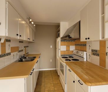 For Lease - 450 Carlton Street Unit# 35, St. Catharines, Ontario - Photo 6