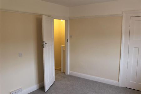 2 bedroom semi-detached house to rent - Photo 5